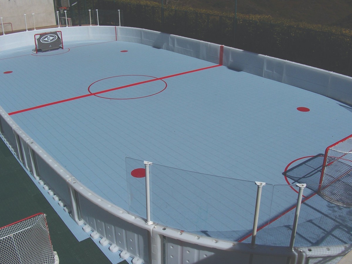 The kind of hockey rinks ModularSport sells / sta de hockey de ModularSport / Pista de hockey de ModularSport